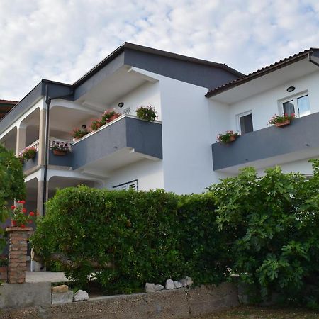 Apartmani Anđela i Mladen Debelić Rab Town Bagian luar foto