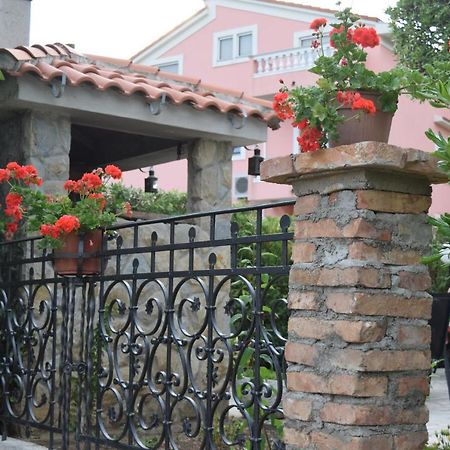 Apartmani Anđela i Mladen Debelić Rab Town Bagian luar foto